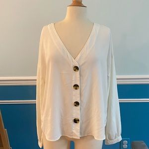 Ardene White Longsleeve Button Down Sz XL